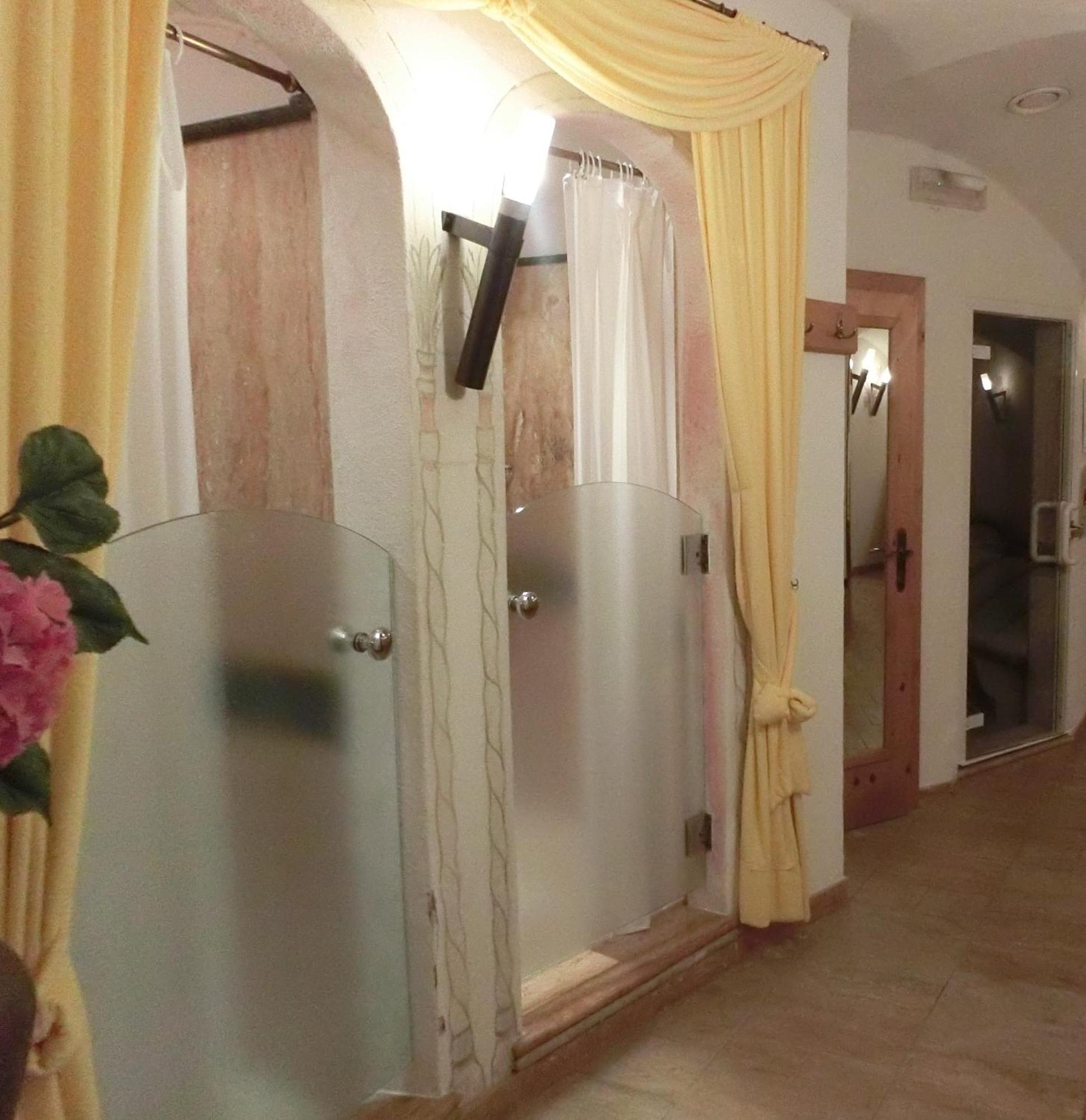 Garni Criss Aparthotel Colfosco Buitenkant foto